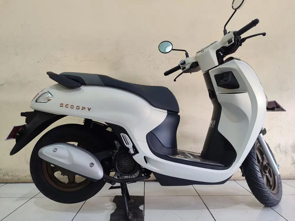 Scoopy fi 2025 PRESTIGE seperti baru