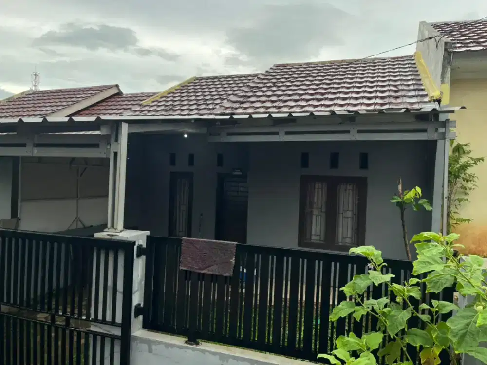 Dijual rumah ( sisa cicilan 6 tahun)