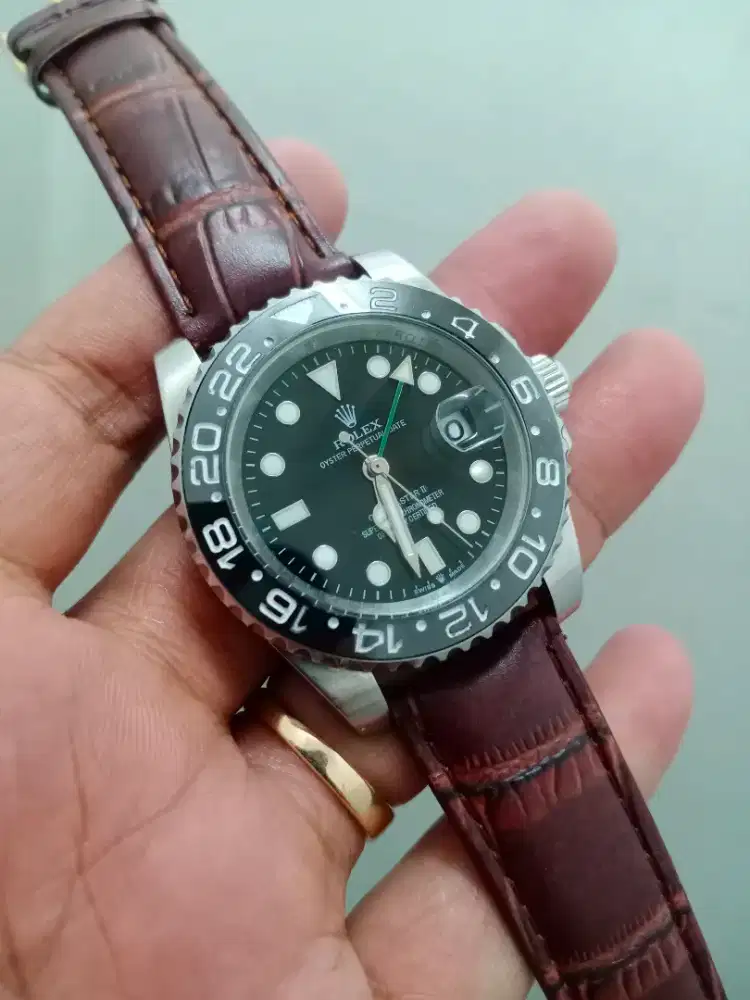 Jam GMT master two