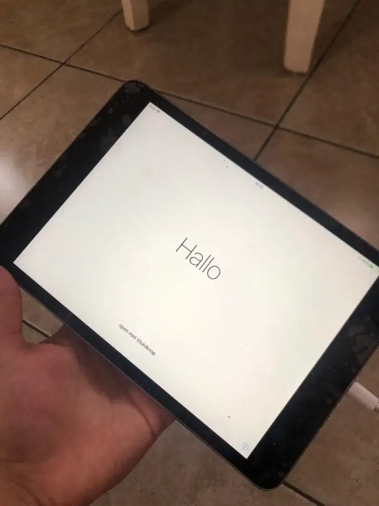 Ipad mini hitam