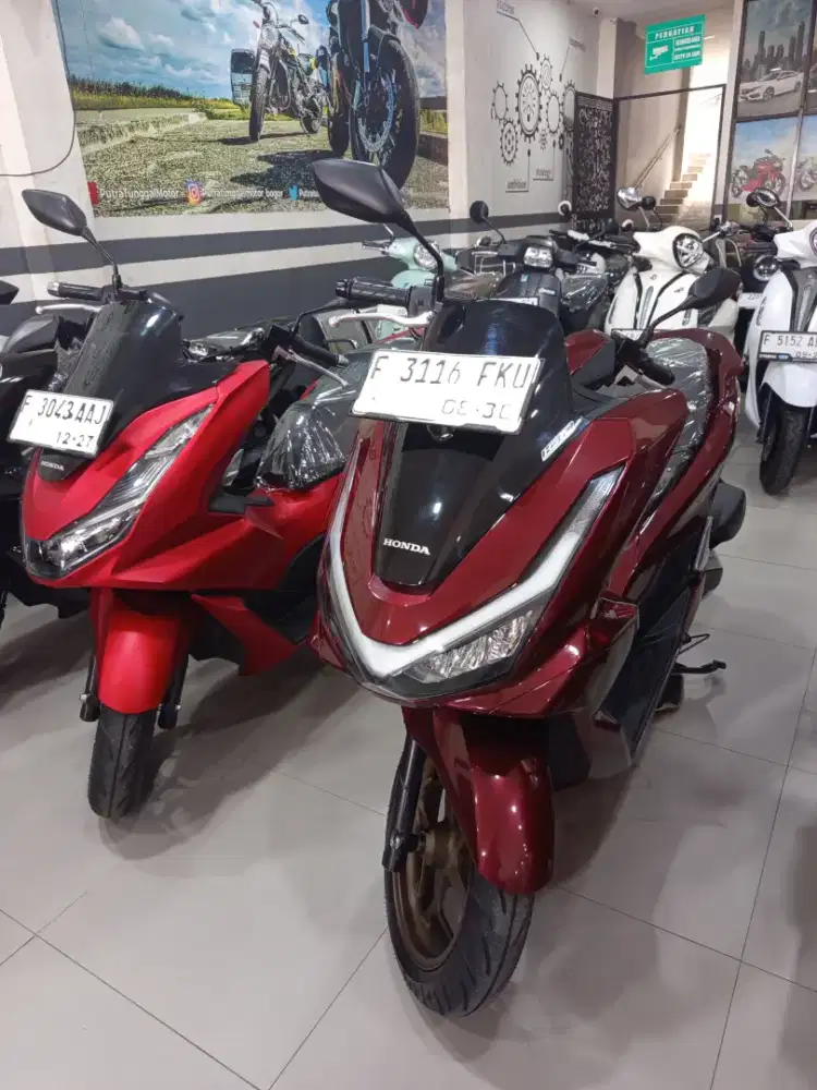 All new PCX 160 abs road sink