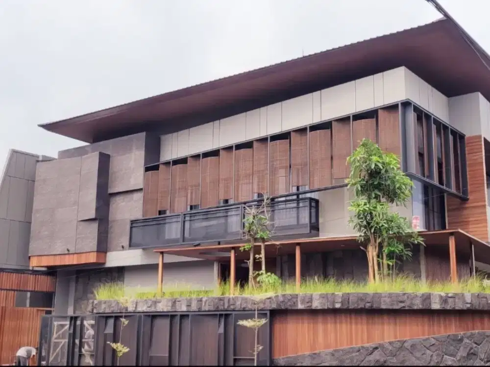 LANGKA! TROPICAL HOUSE WITH WATERFALL NEW GRESS MANYAR DEKAT KERTAJAYA DHARMAHUSADA GALAXY MALL