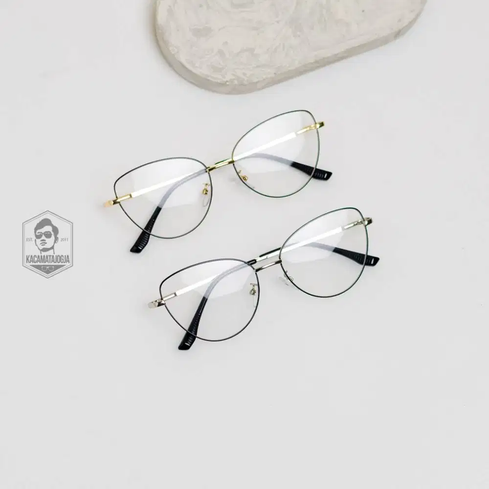 Kacamata Jogja - Kacamata Cat Eye Besi Ramping Tangkai Pegas- Emban 04