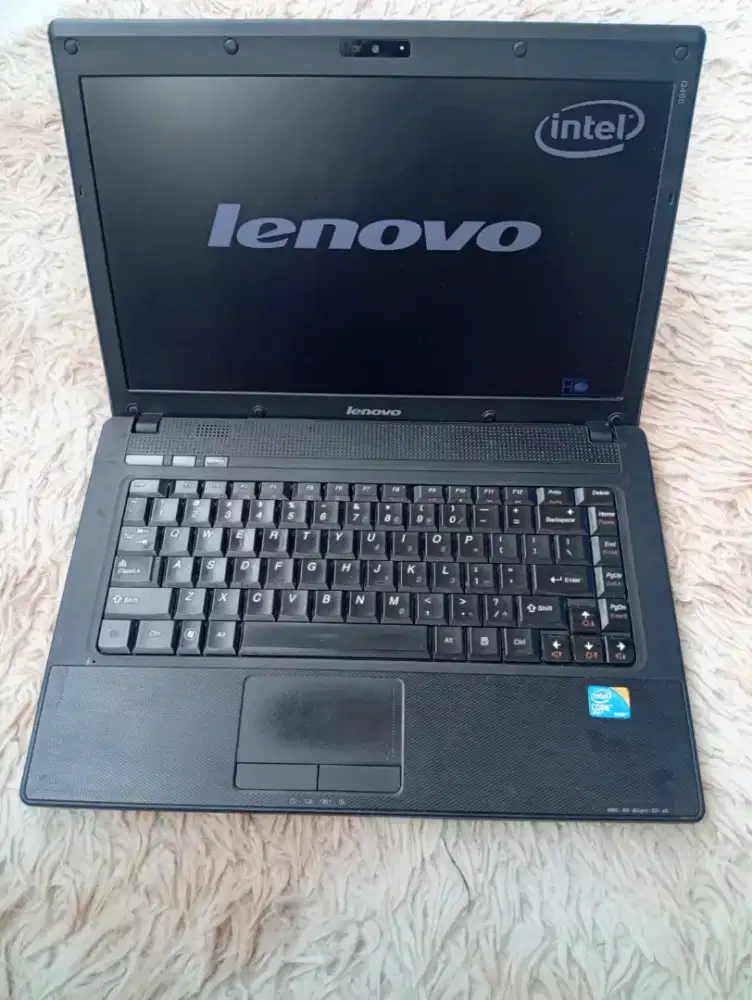 Laptop lenovo core i5 ram 8 gb kondisi normal