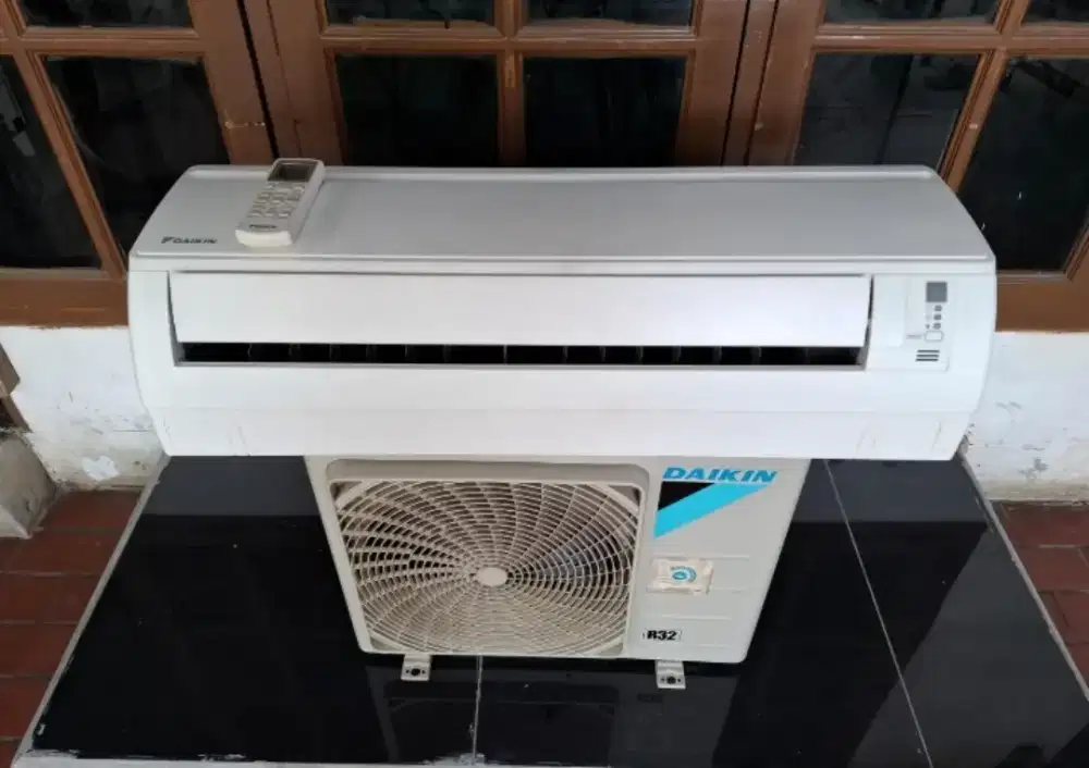 Ac Bekas Daikin malysia 1 pk r32