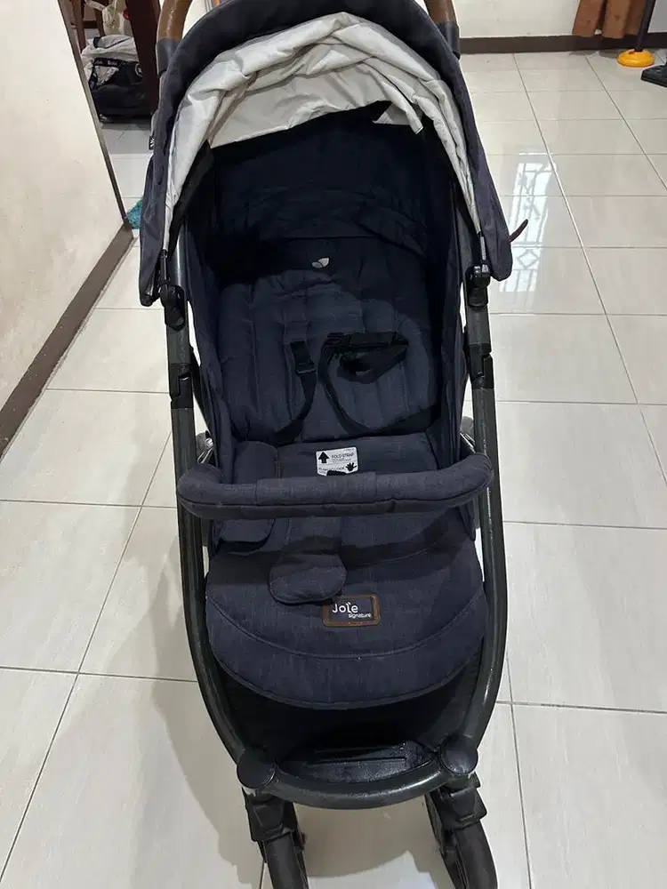 Joie signature litetrax 4 flex