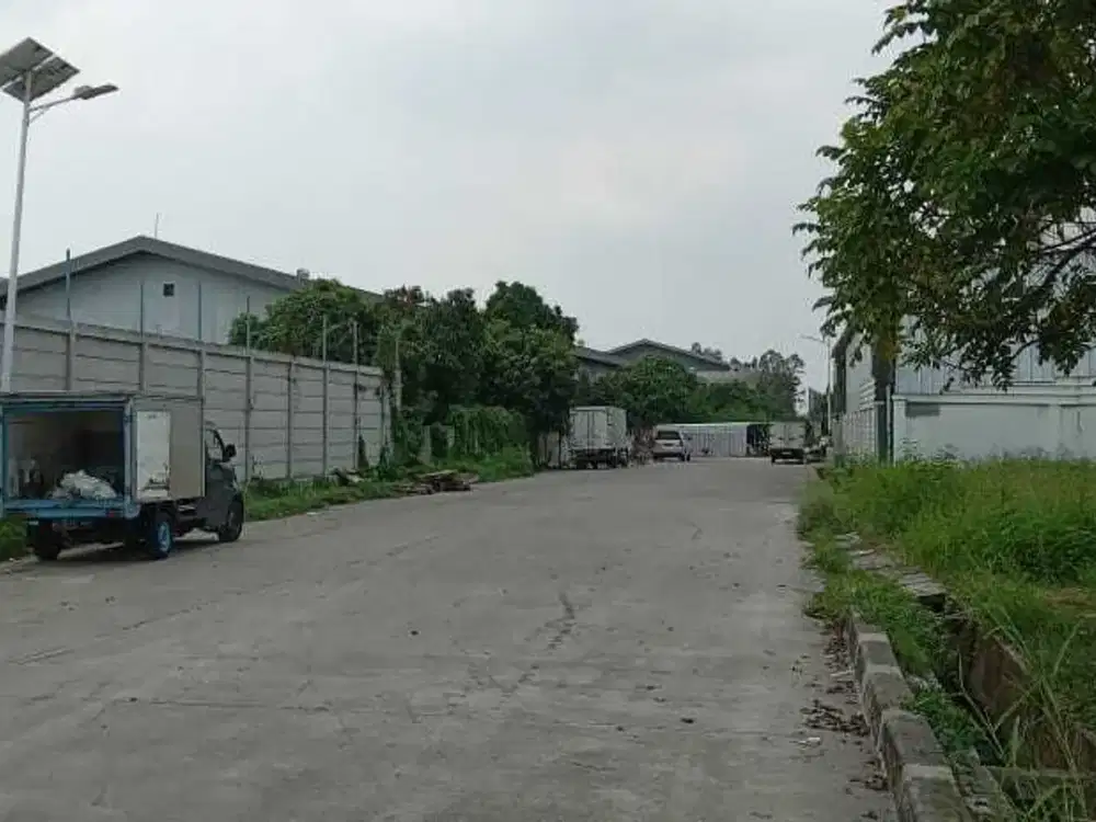 DISEWAKAN CEPAT GUDANG LAKSANA BUSINESS PARK ( MIN SEWA 2 TAHUN )