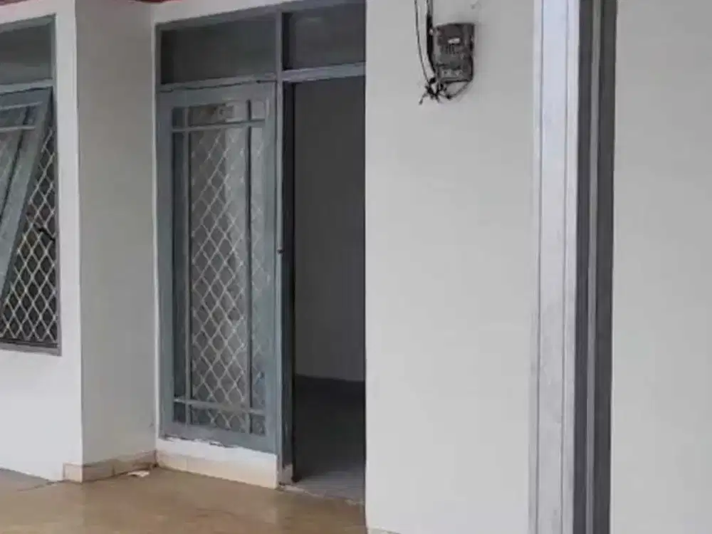 DIJUAL CEPAT RUMAH DI TAMAN SURYA 2
