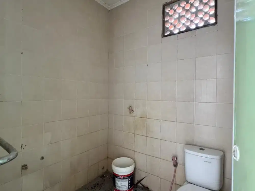 DISEWAKAN CEPAT RUMAH DI PASADENA JAKARTA BARAT