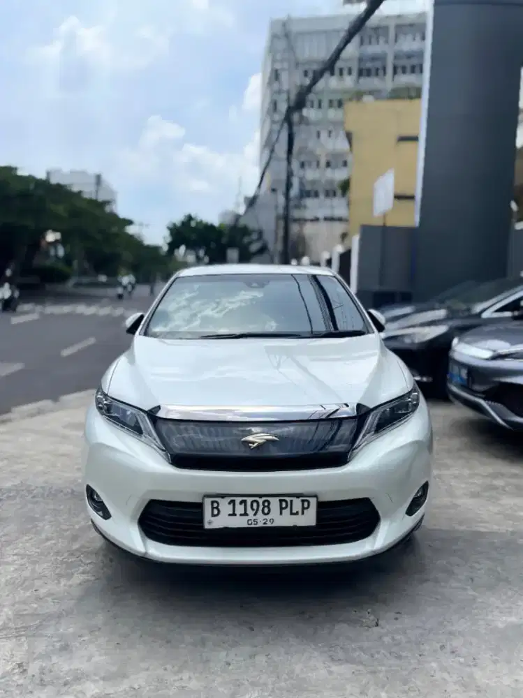 Toyota Harrier 2015 premium look