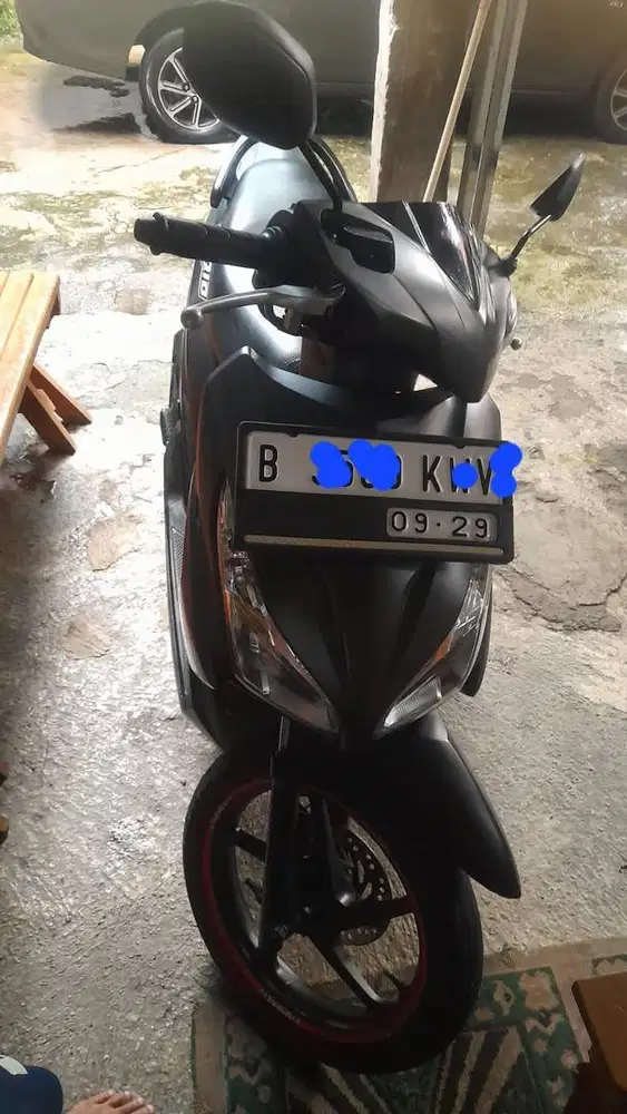 vario agnis  2015. black doff f1 original .  pajak 2-25/ plat 9-25'