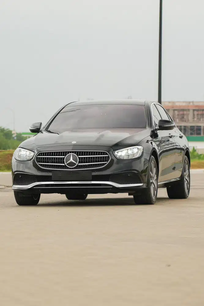 [ Mewah ] Mercedes Benz E200 Avantgarde Panoramic 2023 Bmw 520i g30
