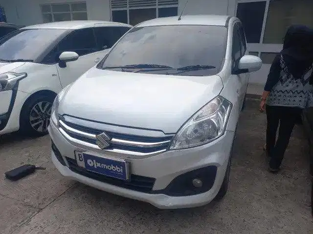 DP RENDAH - Suzuki Ertiga 1.4 GL Bensin-MT 2017
