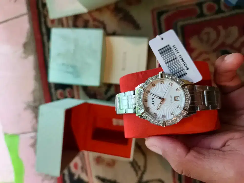 jam tangan Bonia wanita