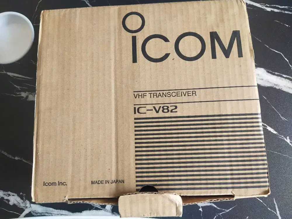Jual HT ICOM IC-V82
