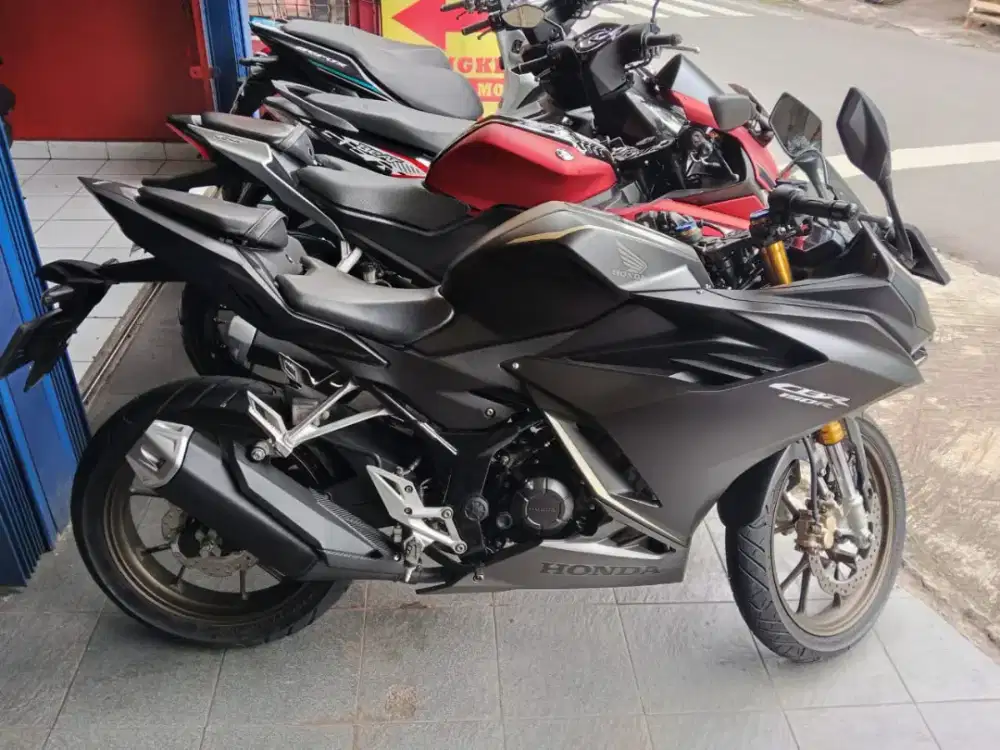 CBR 150 R TAHUN 2023