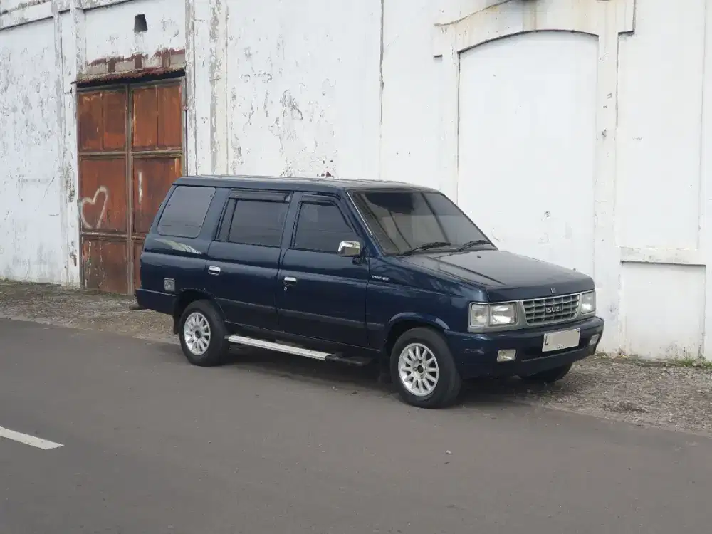 Isuzu Panther 1995