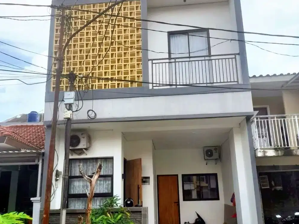 Rumah SHM 2 Lt Strategis 10 Mnt ke Living World Alam Sutera J-17605