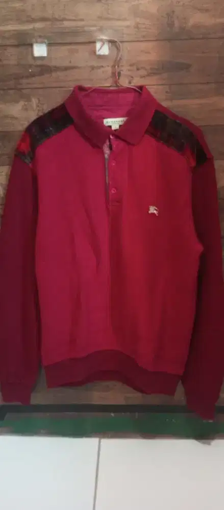 Kaos merk Burberry London