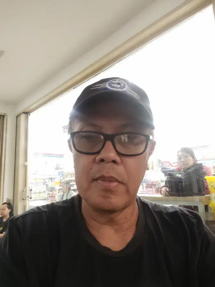 Dicari Waiters/Waitresses