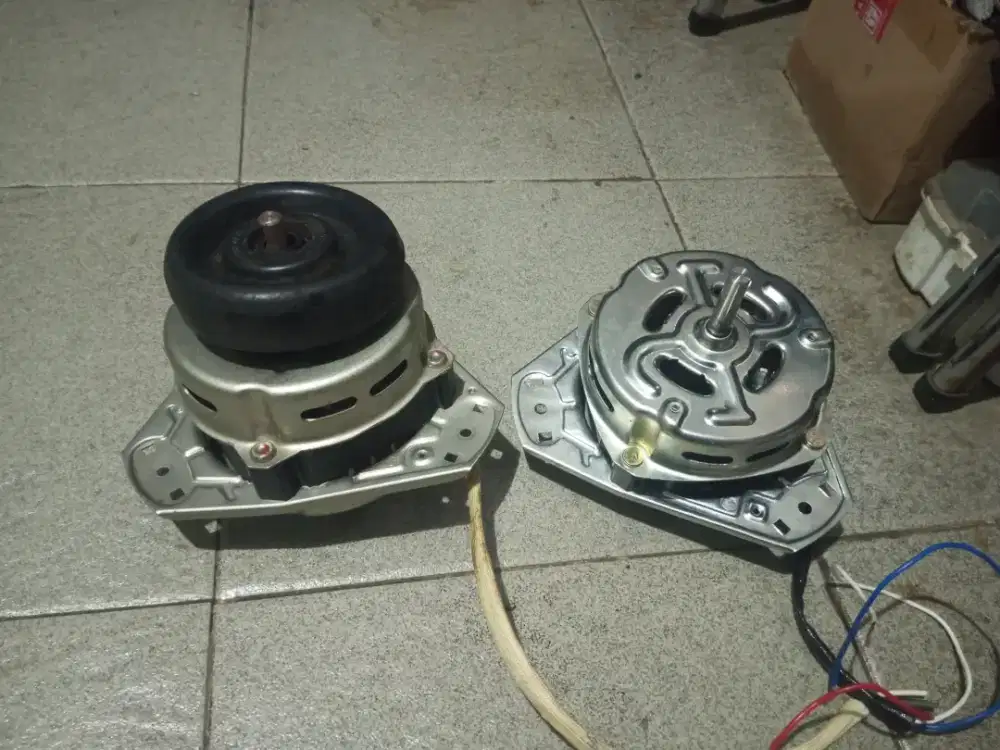 Dua dinamo mesin cuci merek LG