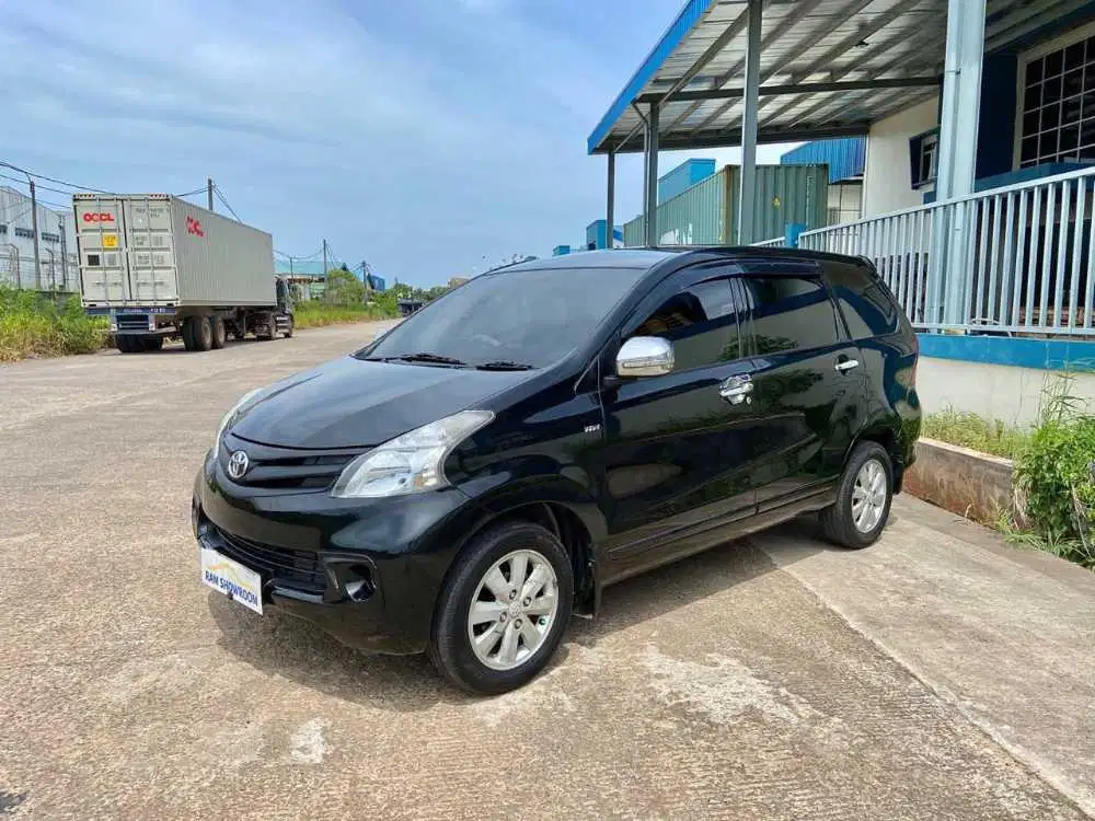 TOYOTA AVANZA 1.3 G AT 2014