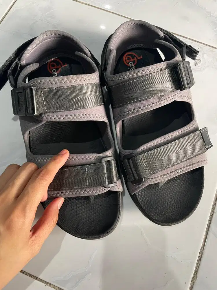 Sepatu sandal pria DONATELLO black-ash grey sz 40