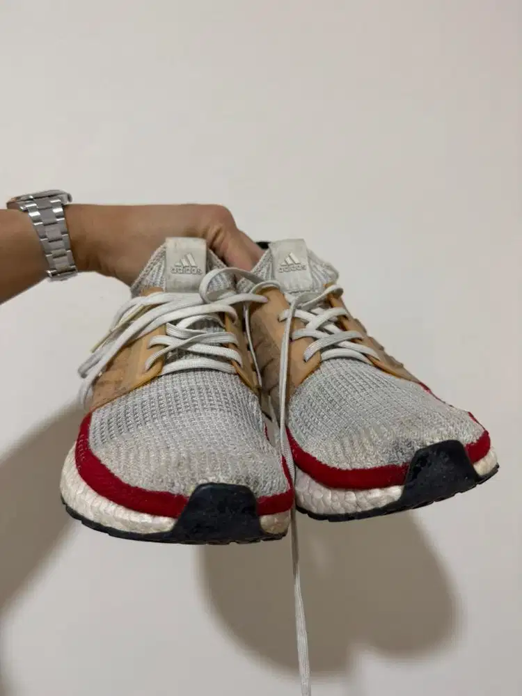 Ultraboost 19 Adidas Running Shoes size 44 2/3