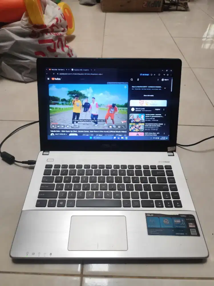 LAPTOP ASUS X450J