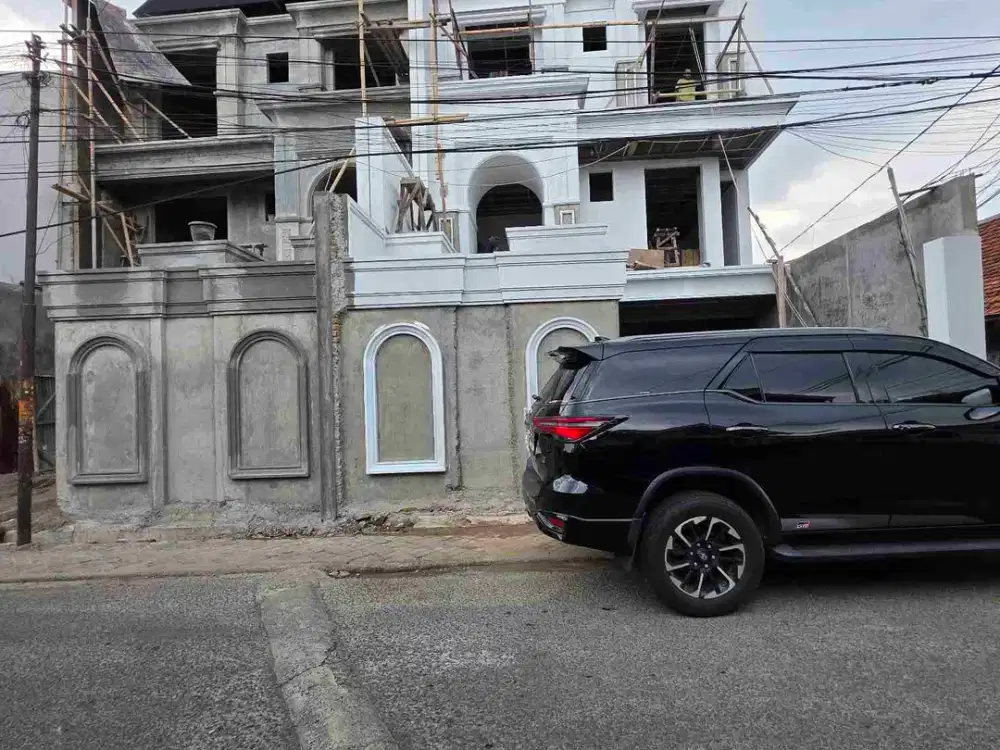 jual rumah tahap bangun di Tebet Timur dekat patra Kuningan Jakarta Selatan