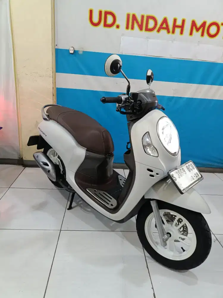 Cc110 S JOMBANG HONDA SCOOPY ESP PRESTIGE STYLISH KEYLLES REMOT 2024