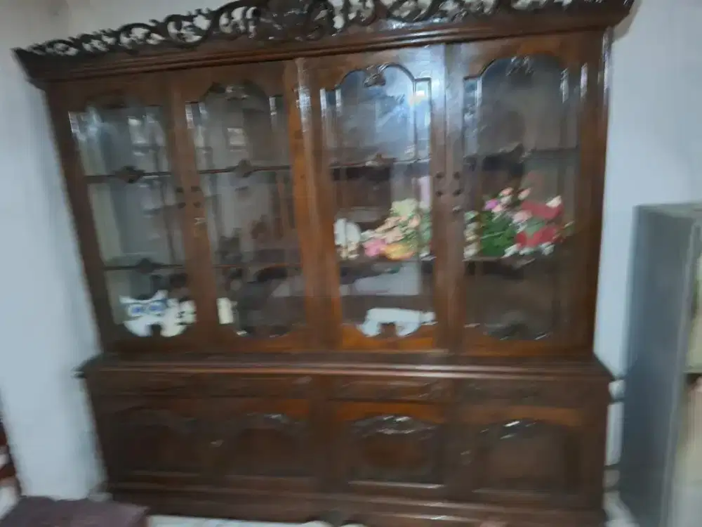 LEMARI HIAS BUFET JATI