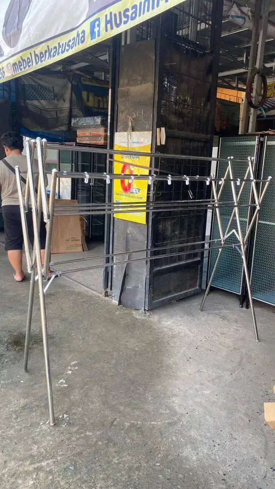 Jemuran Gantungan Baju Stainless