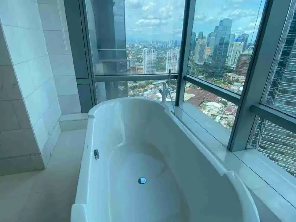 Disewakan Apartemen Raffles Residences Jakarta 4br + studyroom 475m2 Super Luxury at SCBD Kuningan Jakarta Selatan