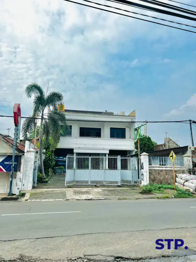 RUMAH KOST MEGAH 17 KAMAR DI KUTISARI SELATAN DEKAT UNIV PETRA