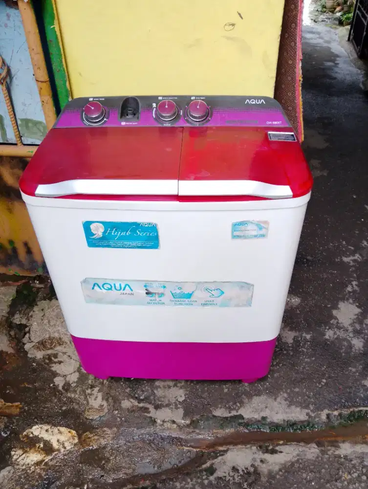 Mesin cuci Aqua 8kg