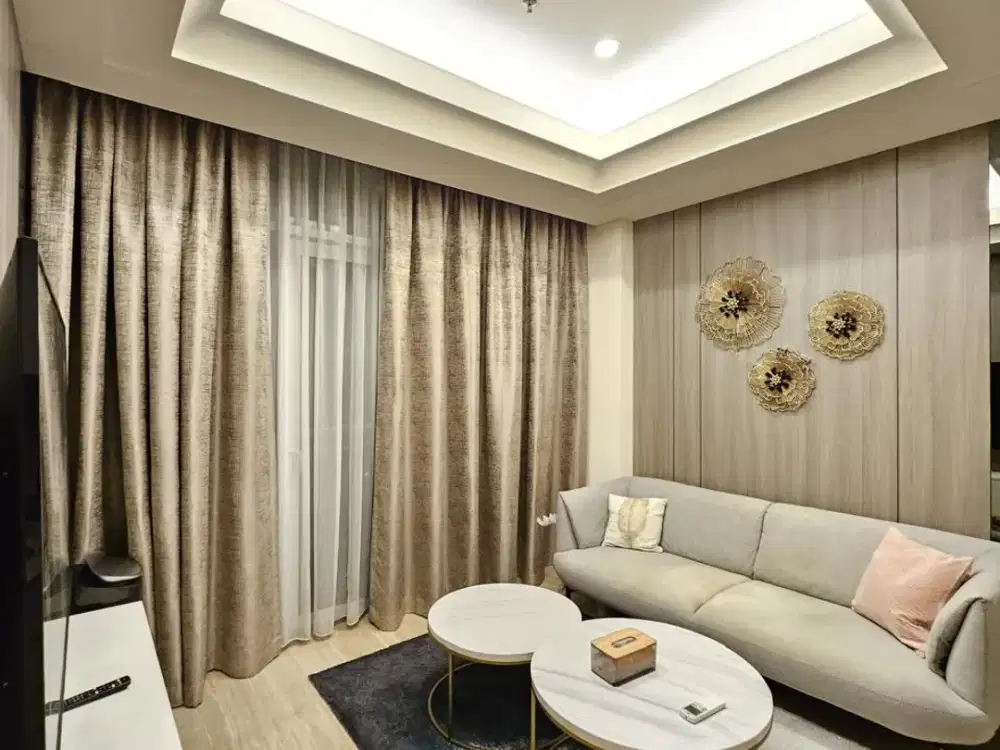 Disewakan Cepat Apartemen South Hills 1+1Br Luas 71 M2 Bagus Jakarta Selatan