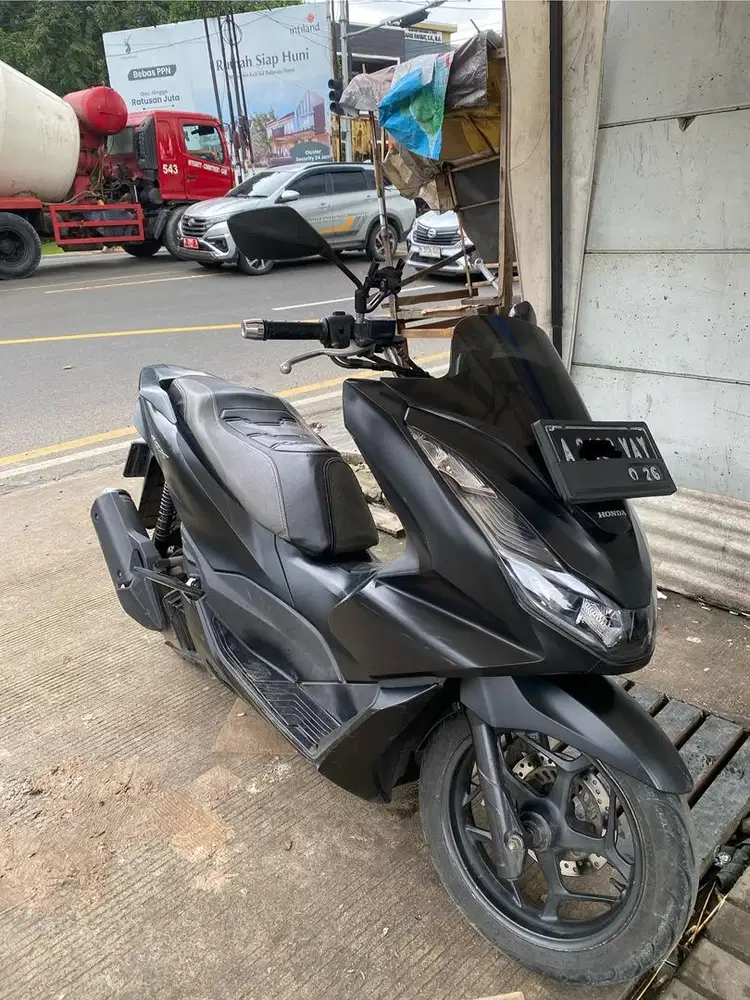 Honda PCX 160 2021 CBS HITAM