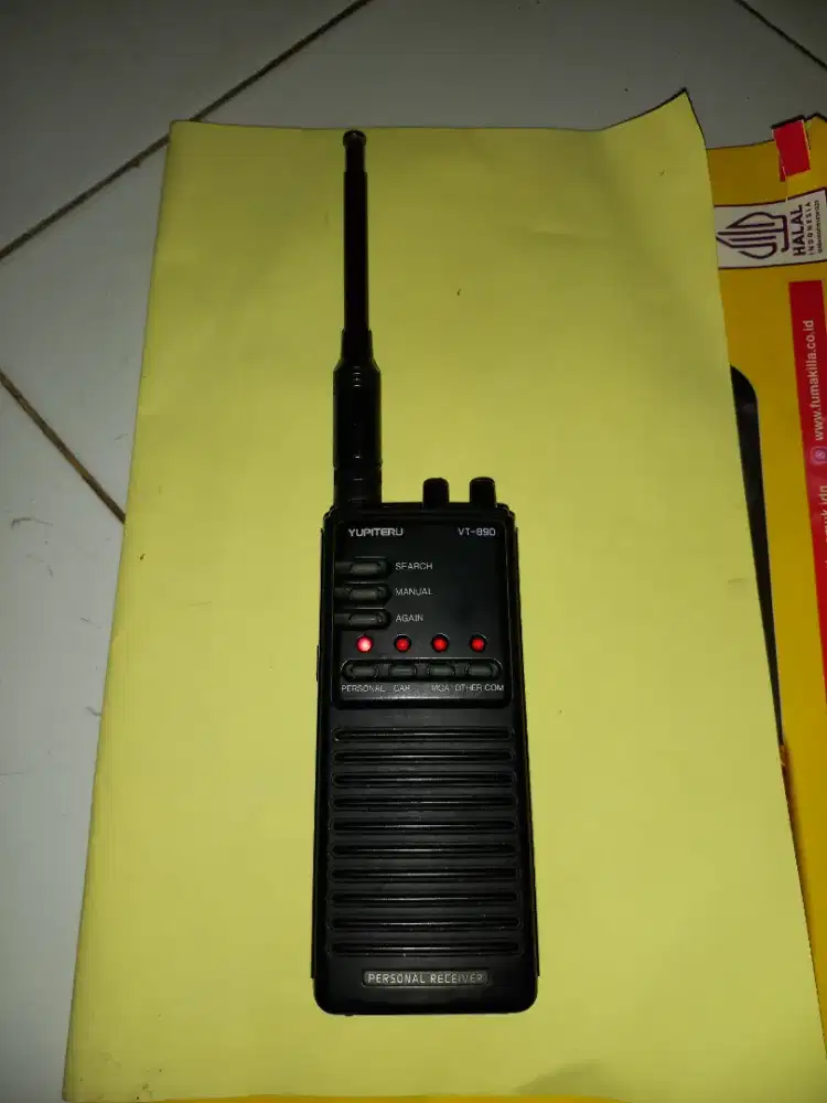 Yupiteru VT.890 alat pencari signal Radio