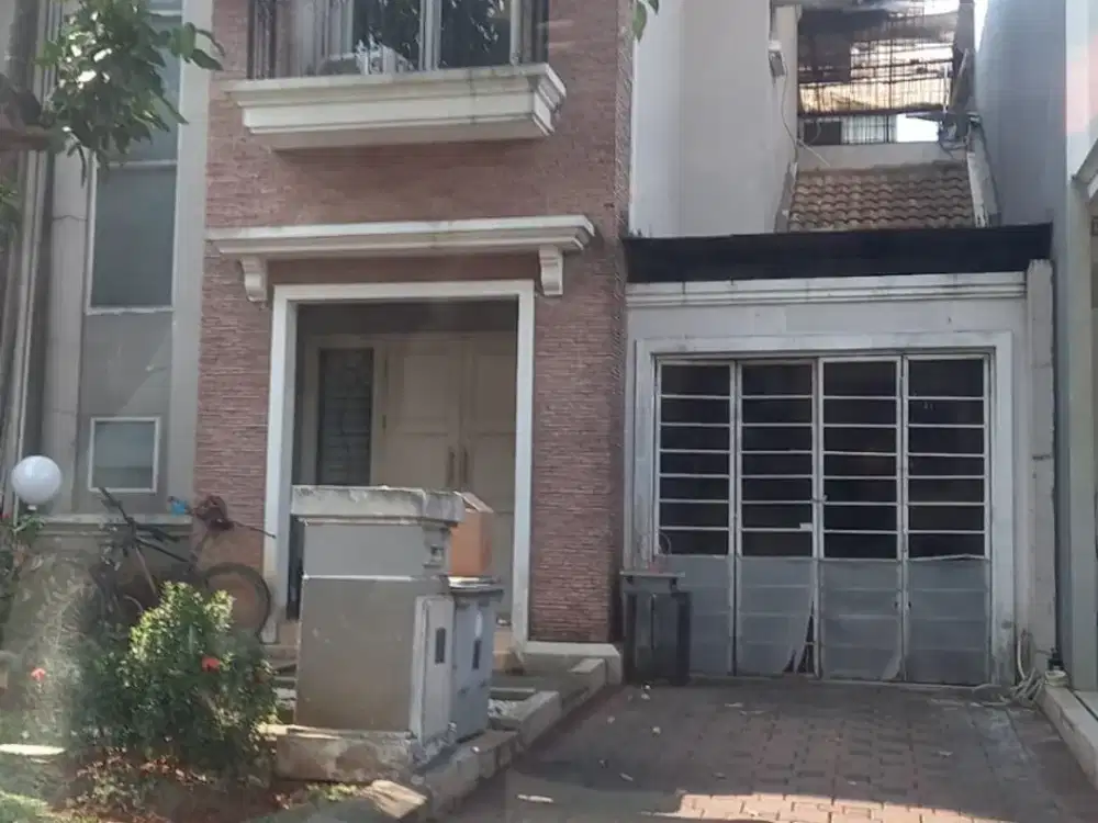 Dijual Rumah 2 lantai di Cluster Crystal Gading Serpong