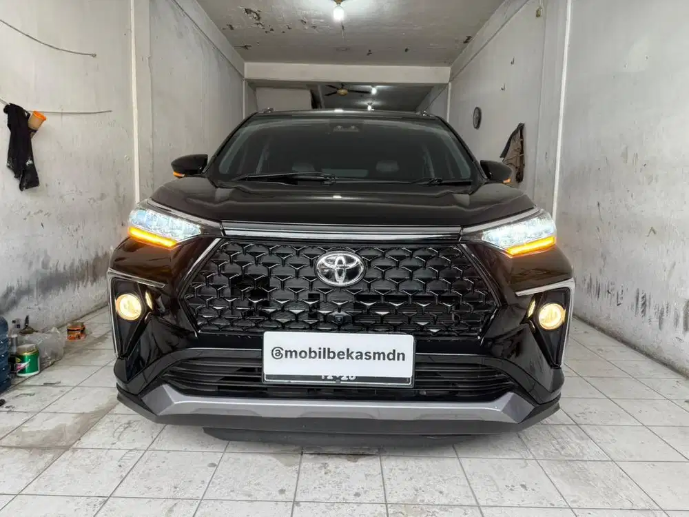 Tdp 50 Jt Toyota Avanza Veloz Q TSS Matic 2021 / 2022 Hitam 1 Nama Ori