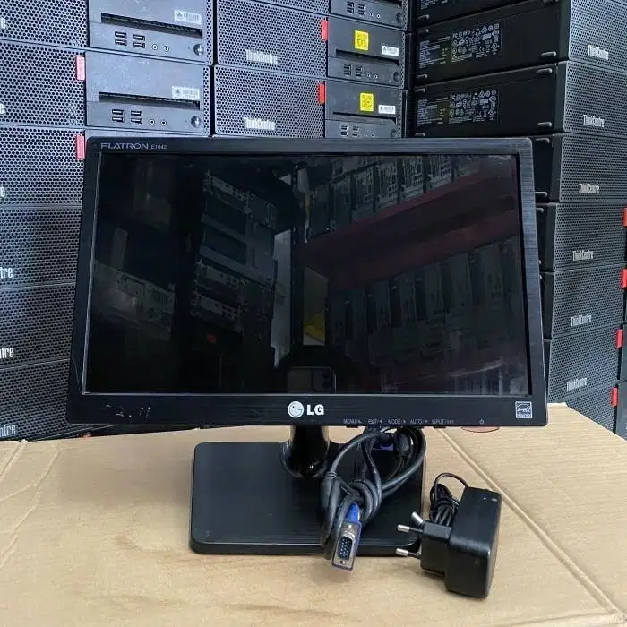 LCD Monitor 16 Inch All Brand – Jernih & Hemat Listrik