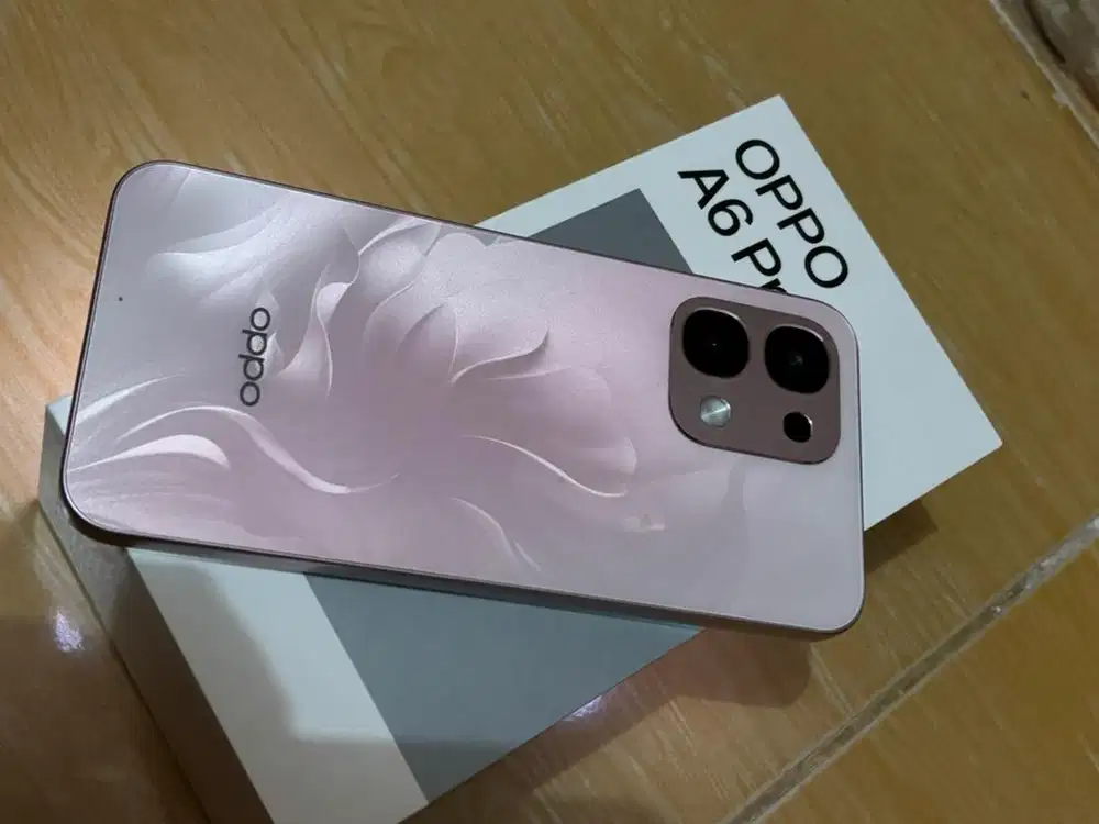 BU! Oppo A6 Pro 8/128 GB (Nego)