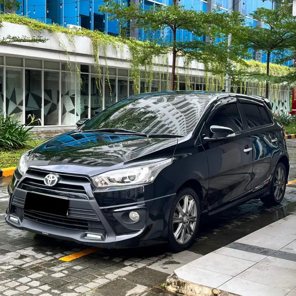 [CASH] LOW KM YARIS TRD S SPORTIVO