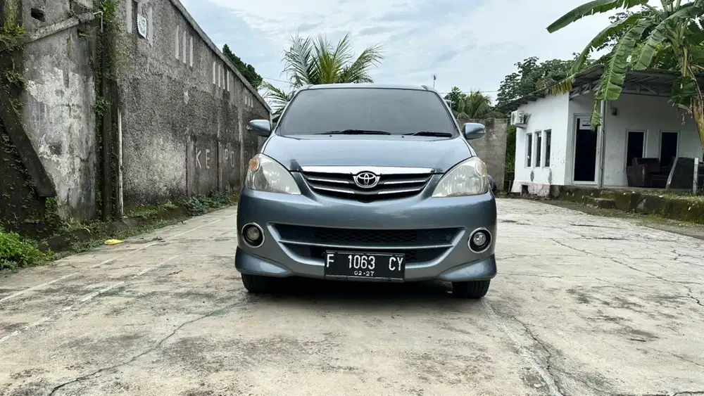 Toyota Avanza S Matic 2011