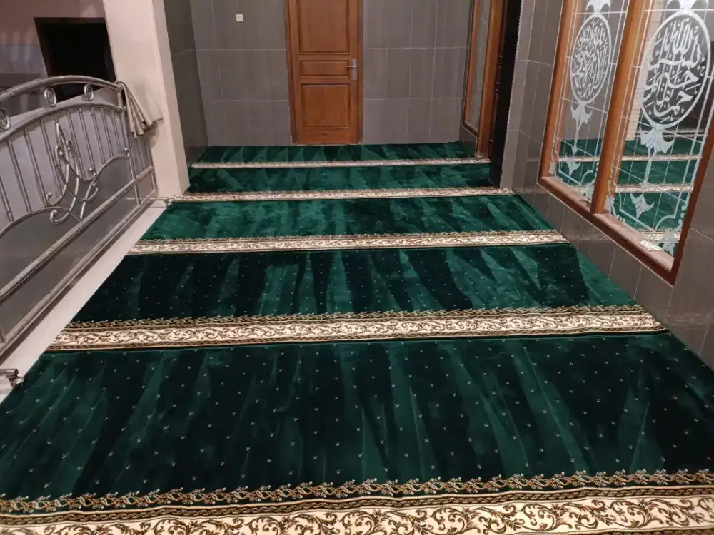 Karpet masjid Hijau Bintik