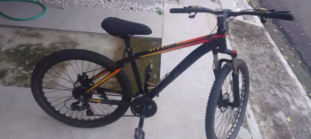 Sepeda Pacific invert 400 - Ban 26 inch