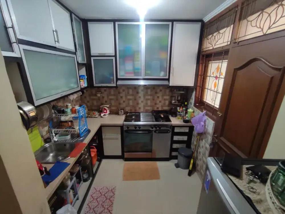 Dijual rumah 2 lantai di Cipinang Indah, Jakarta Timur. Dalam komplek eksklusif.