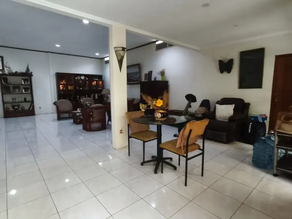 Dijual Rumah Bagus Di Prapanca Jakarta Selatan