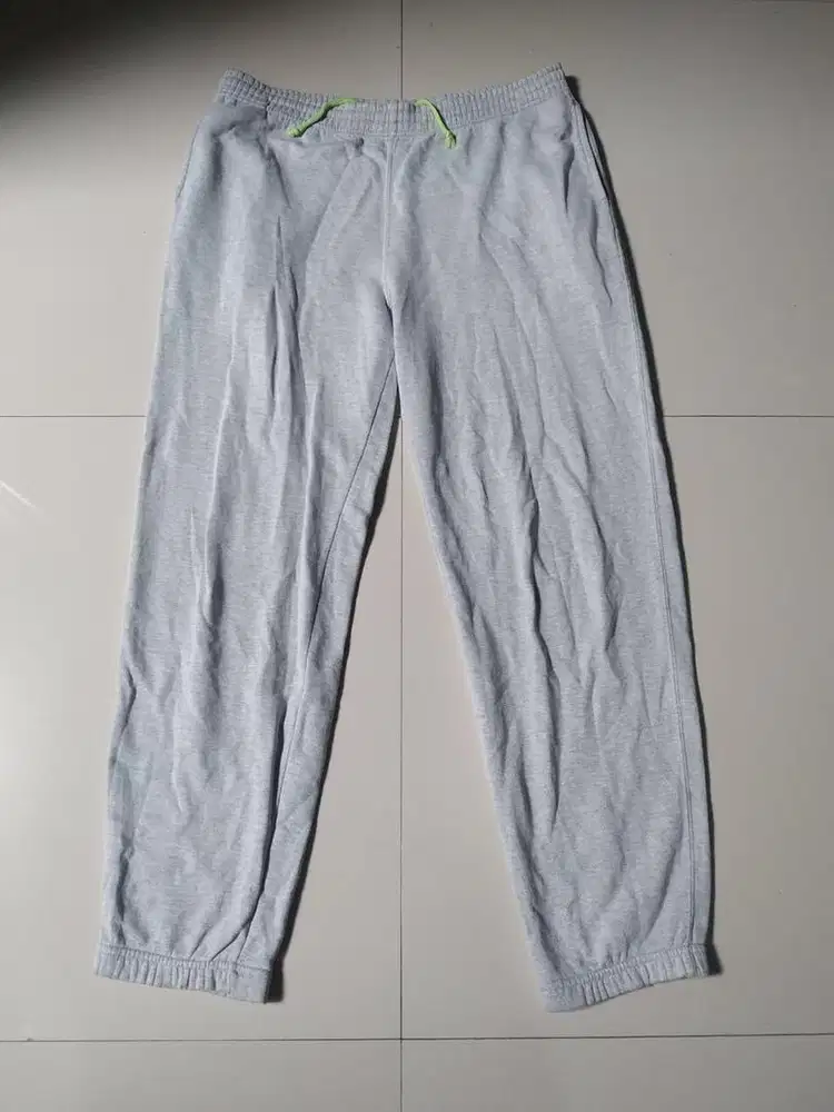 celana sweatpants uniqlo